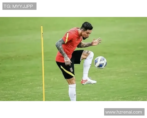 足球球星穿搭风采大揭秘女孩子们的时尚榜样与穿搭灵感